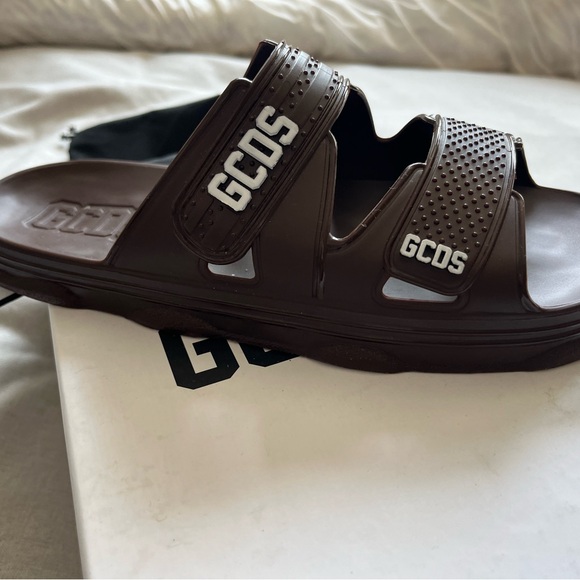 Never worn GCDS sandals, Rubber, size 9 US - Picture 3 of 7